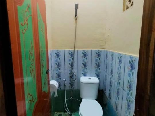Andira Homestay Labuan Bajo Exterior photo